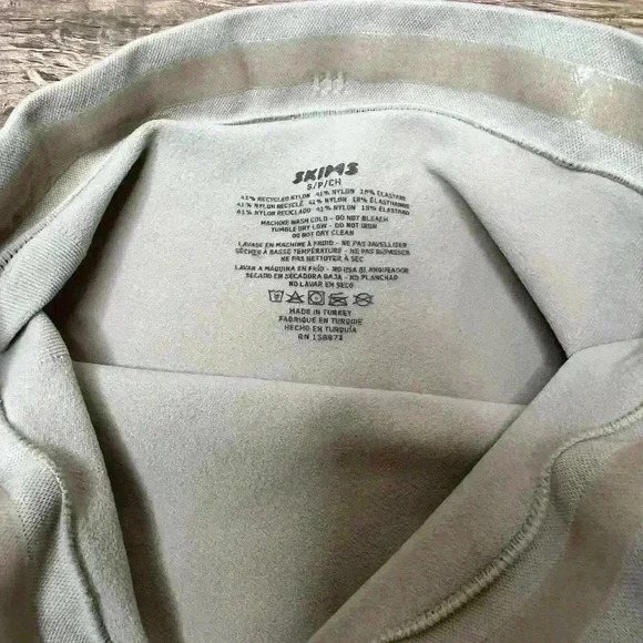 Nwot SKIMS Everyday Sculpt High Waist Brief - Picture 3 of 3